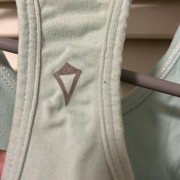 Ivivva Tank Top - Picture 3 of 4